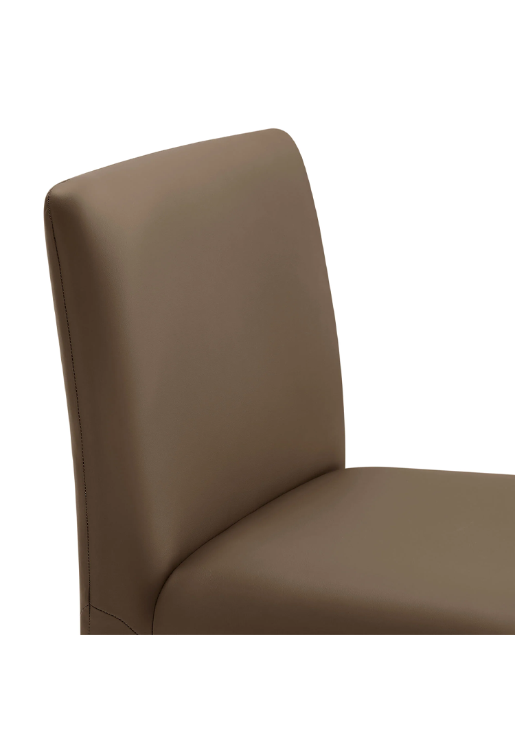 Chaise de salle à manger Noviara en cuir vegan, marron champignon