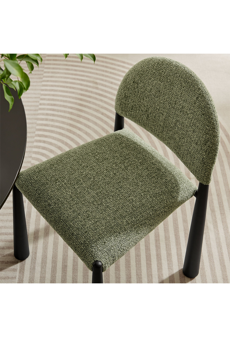 Chaise de salle à manger en tissu Alura, feuille noire
