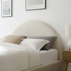Lit Queen Size en velours Resorts, couleur crème