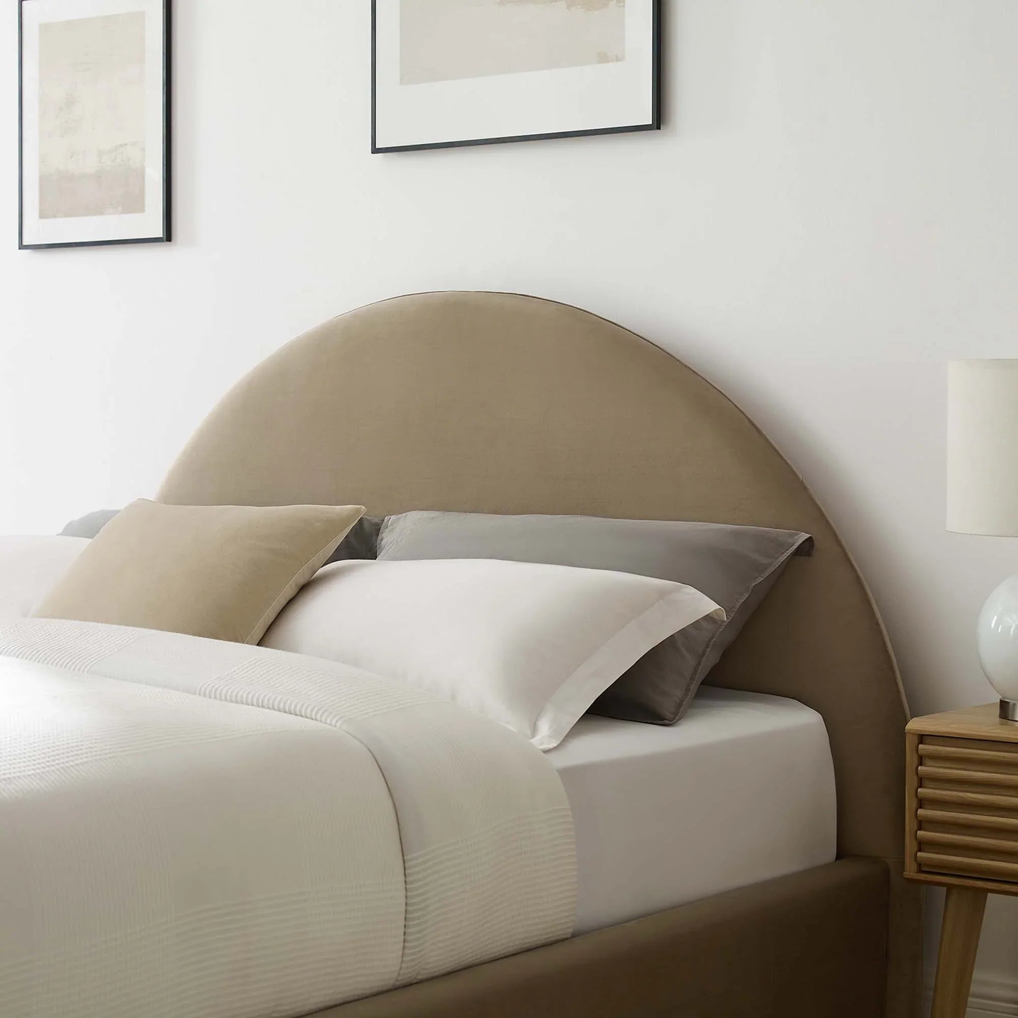 Lit Queen en velours Resorts, taupe